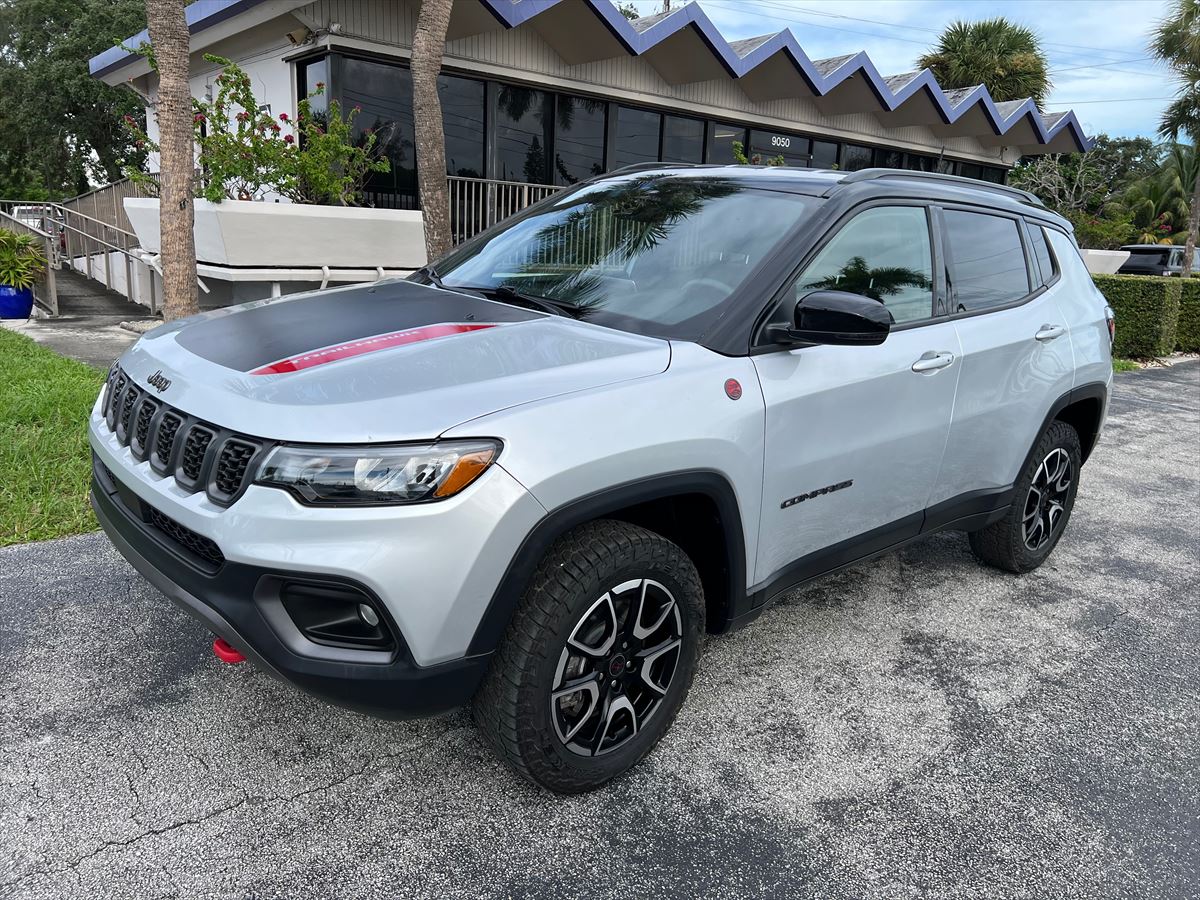 Jeep Compass 2025 Trailhawk