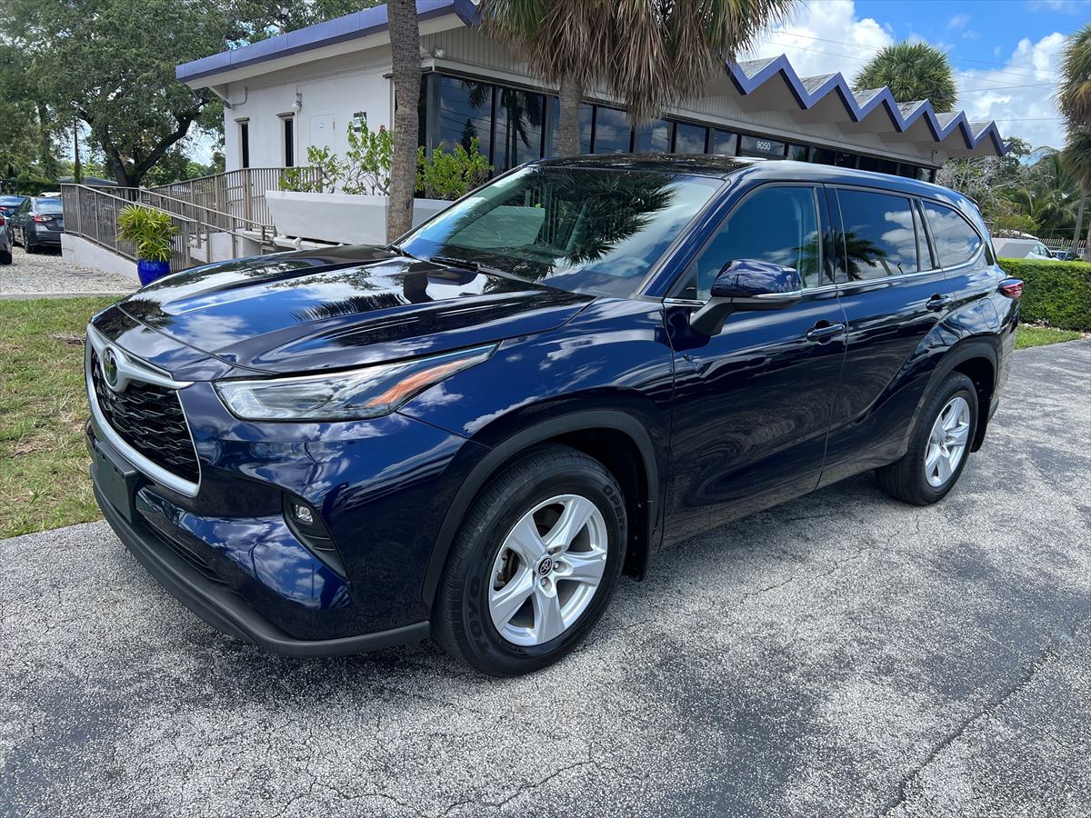 Toyota Highlander 2022 LE