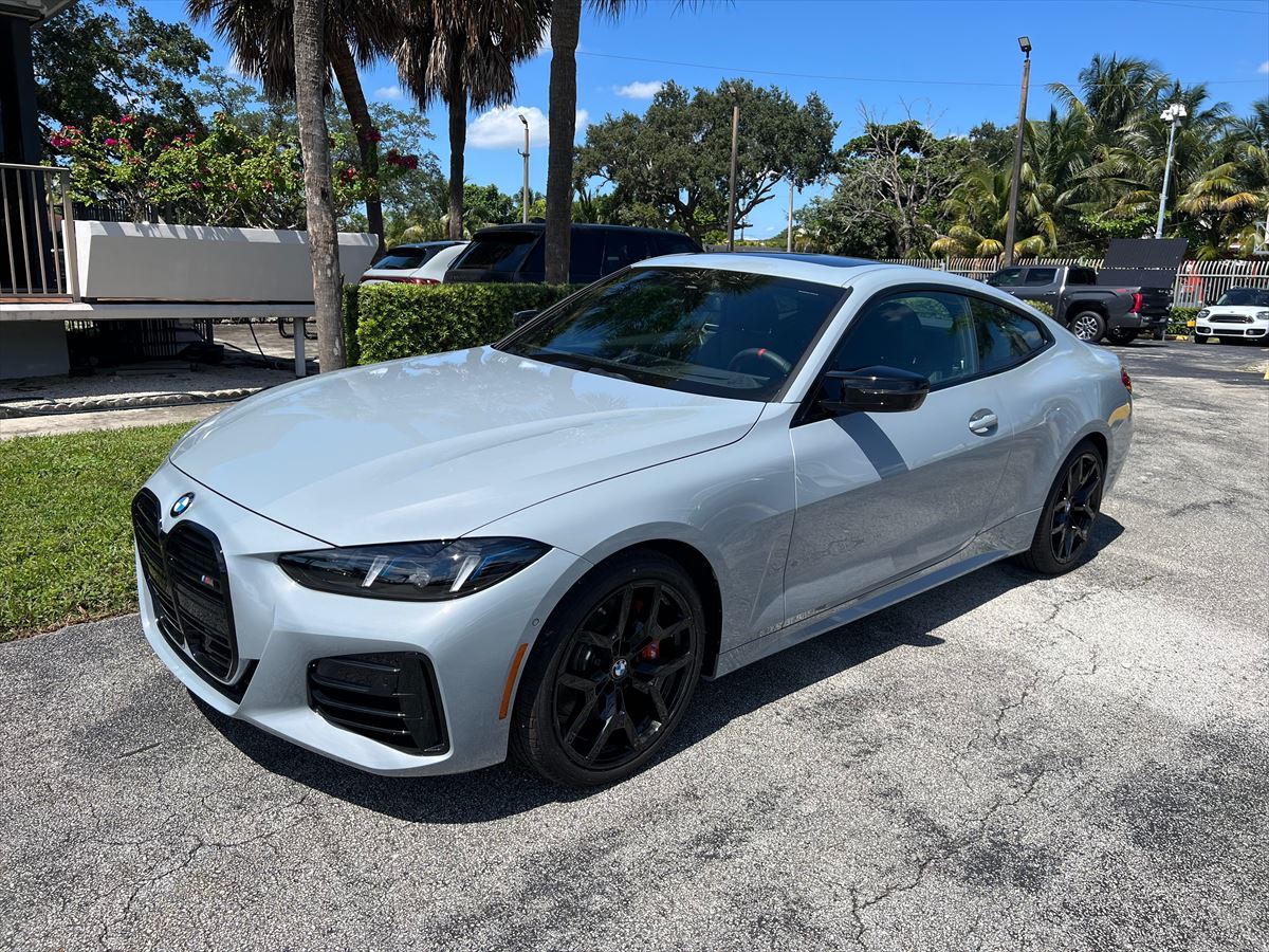 BMW 4 series 2026 M440i xDrive