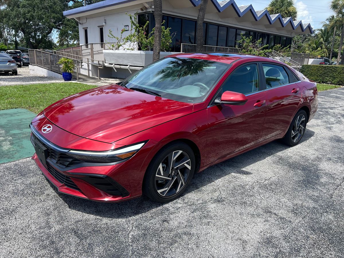 Hyundai Elantra 2025 SEL