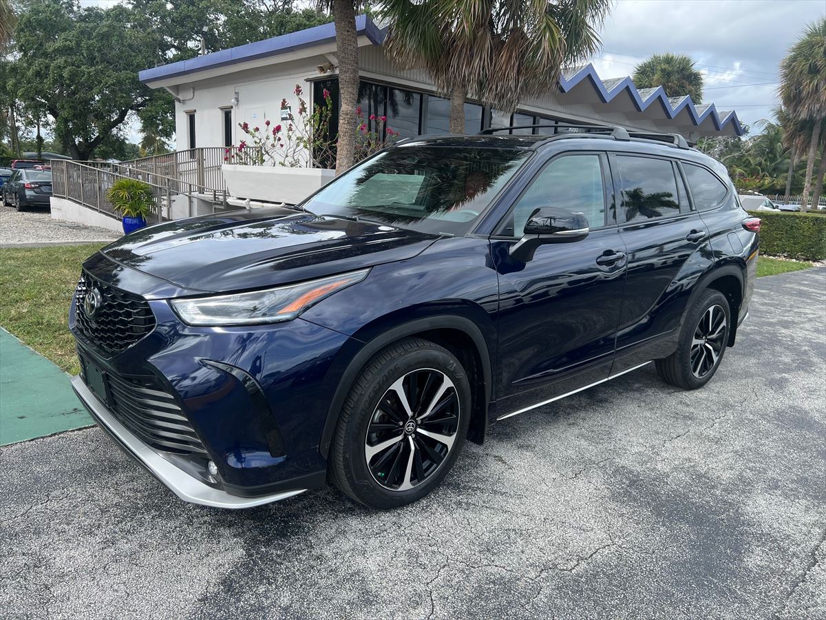 Toyota Highlander 2022 XSE