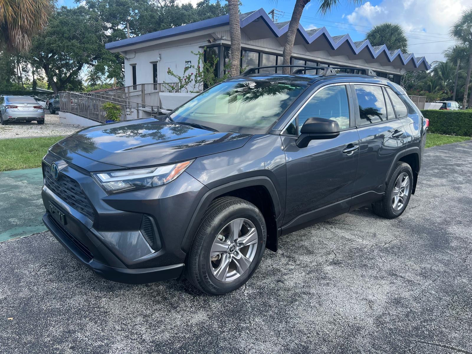 Toyota RAV4 Hybrid 2023 LE