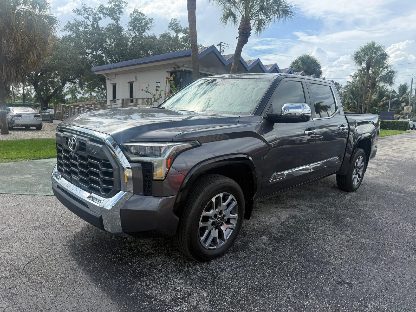 Toyota Tundra 2024 1794 edition