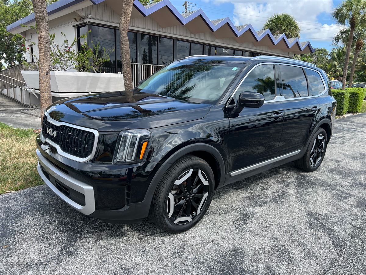 Kia Telluride 2023 EX